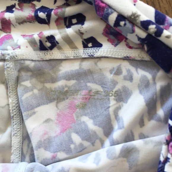 O’Neill active wear capri pants - Picture 5 of 5